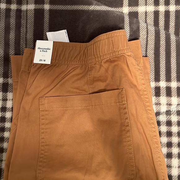 NWT Abercrombie Relaxed cargo pants - Picture 9 of 9